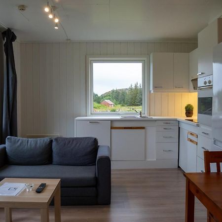 Vollvaagen Apartments Smøla, boat included Buitenkant foto